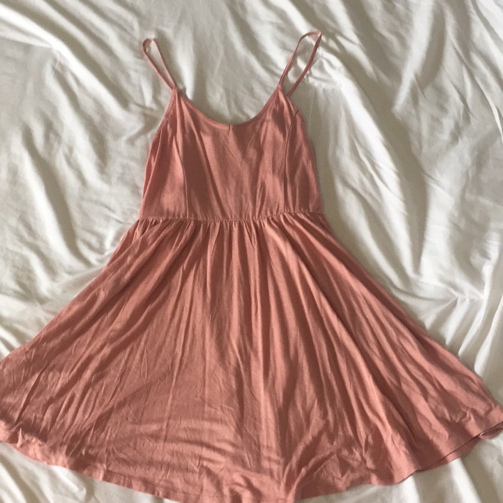 Tie Back Pink Dress - Picture 3 of 5